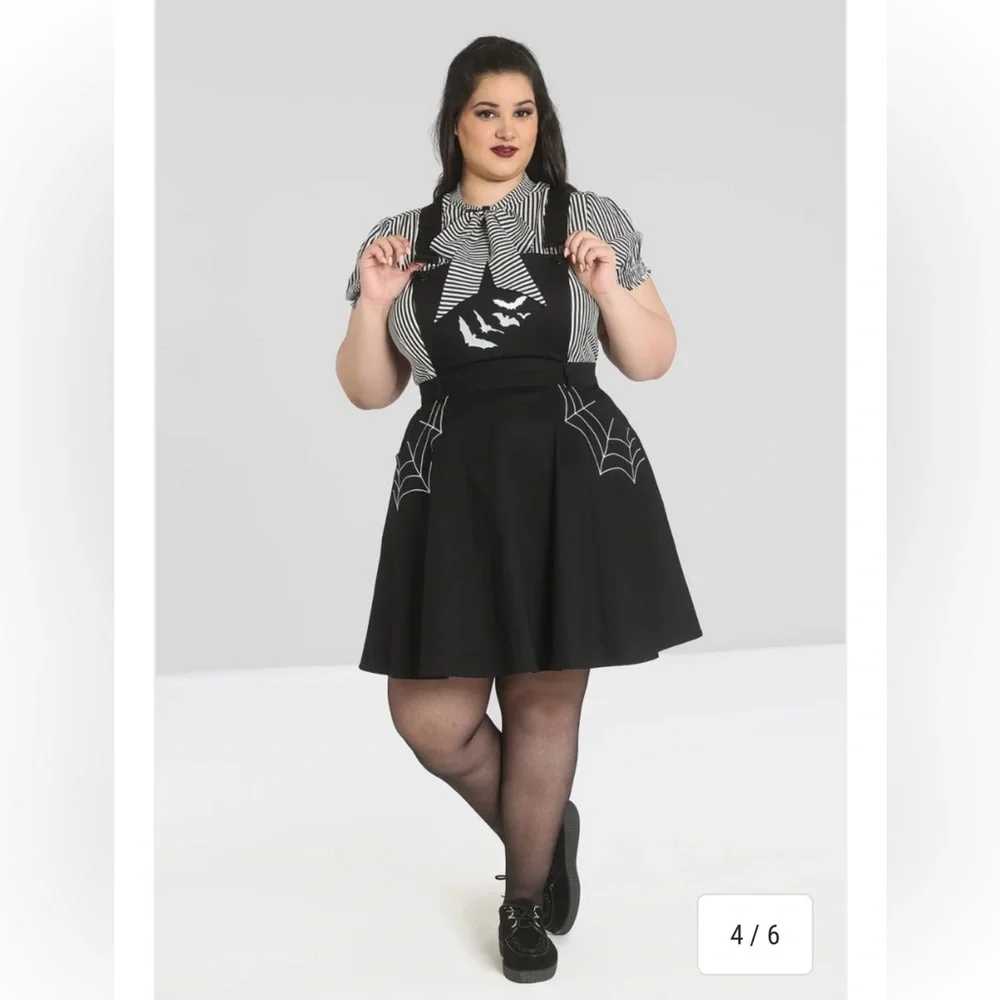 Hell Bunny Miss Muffet Pinafore Black Dress with Spider Web and Bat Design - Picture 2 of 6